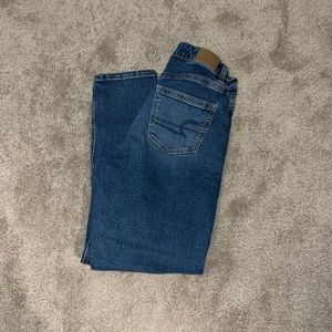 American Eagle Mom Jean